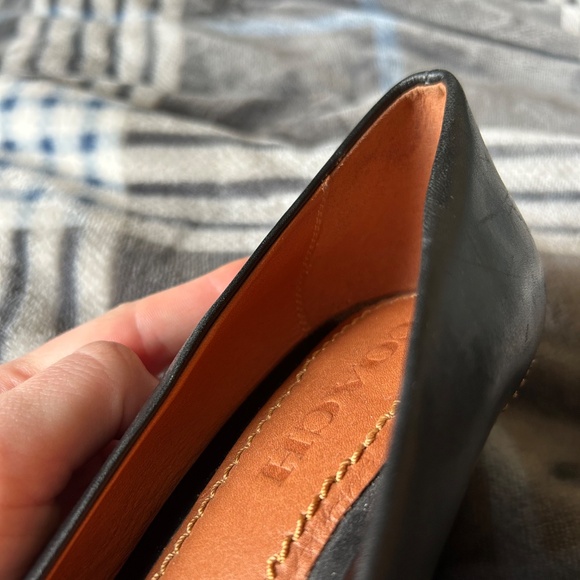 Coach women's pump with beadchain - Picture 11 of 11